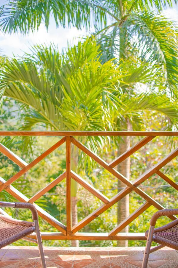 Bay View Eco Resort & Spa Порт-Антонио Экстерьер фото